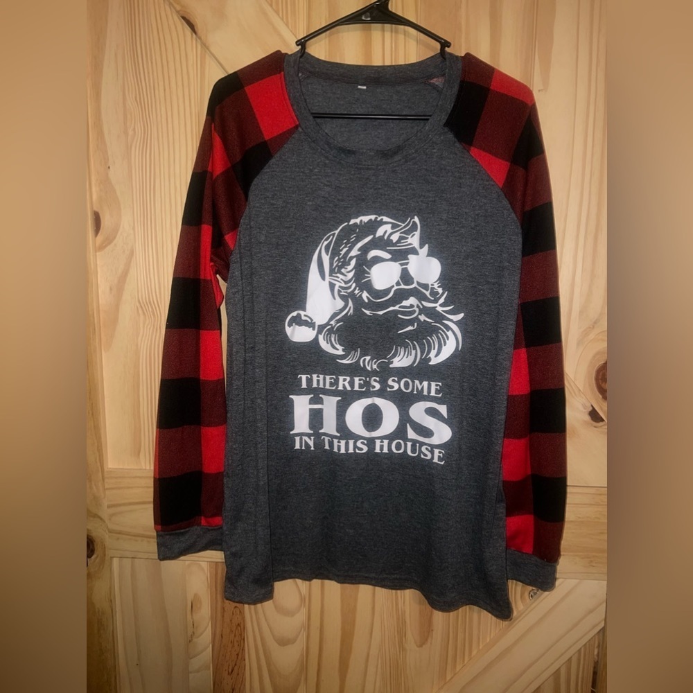 Funny Santa Graphic long sleeve Tee-BNWOT